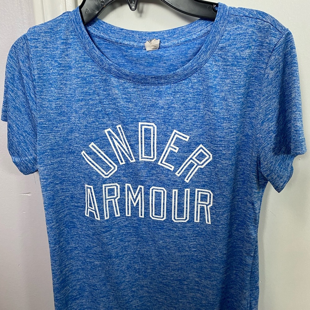 Under Armour t-shirt